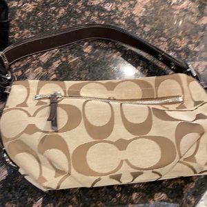 Medium size Coach bag.